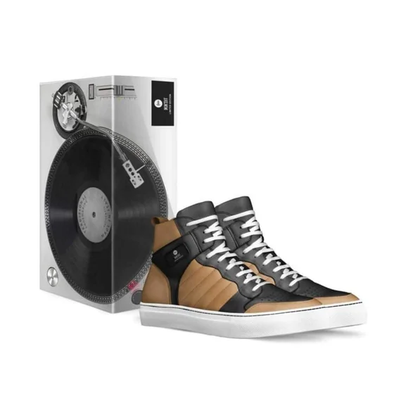 "Help me send my shoe design  into production! I just need seven pre-orders. - Picture 2 of 7